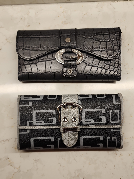 Guess Handbags - Guess Black Croc-Embossed & Black/Gray Logo Wallet Set